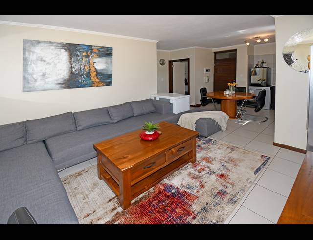 2 BEDROOM APARTMENT FOR SALE IN NORTH RIDING AH